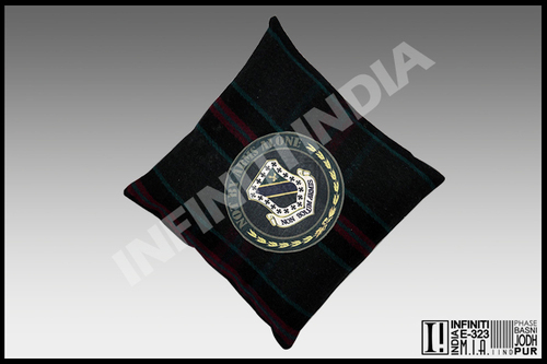 Machine Made Vintage Cushion