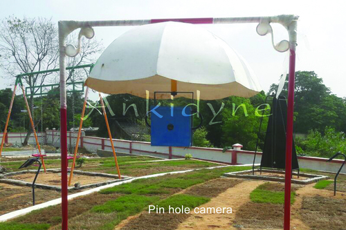 Science Park Equipments Pin Hole Camera