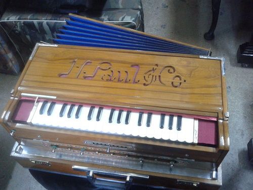 Stylish Harmonium