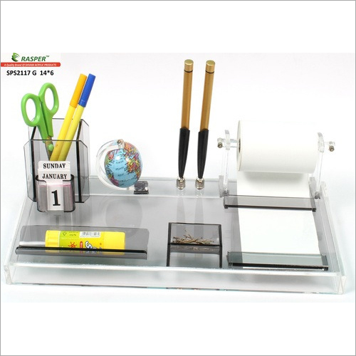 Good Look Executive Acrylic Pen Stand For Office Table