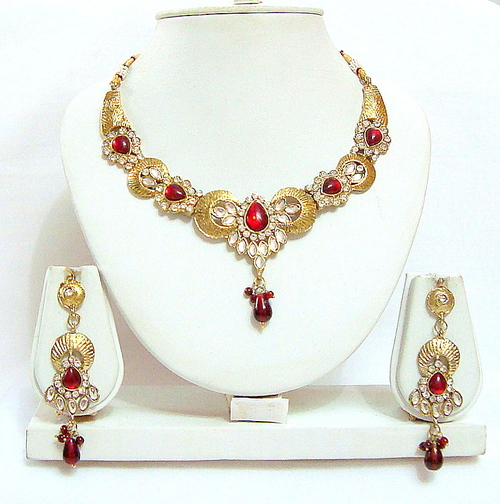 Red Kundan Necklace Set 213