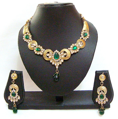 Green Kundan Necklace Set 214