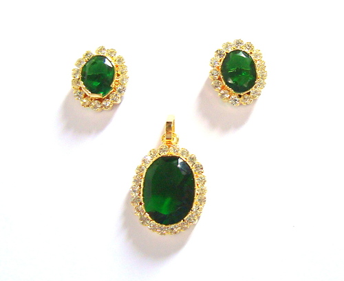 Pendant Earrings Set