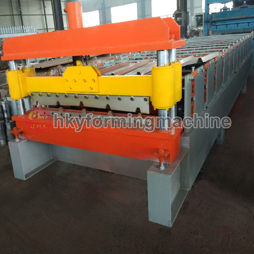 Steel Roll Forming Machine Making Building Material