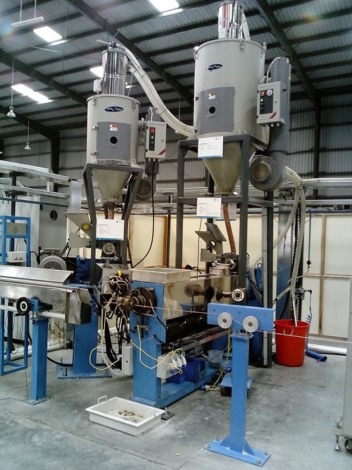 LT Cable Insulating Line