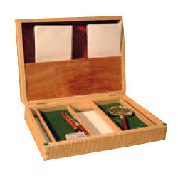 Special Wooden Gift Article Box