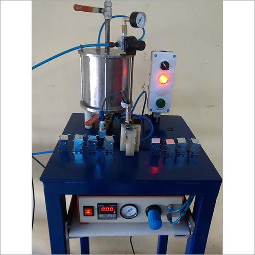Metered Quantity Grease Dispenser