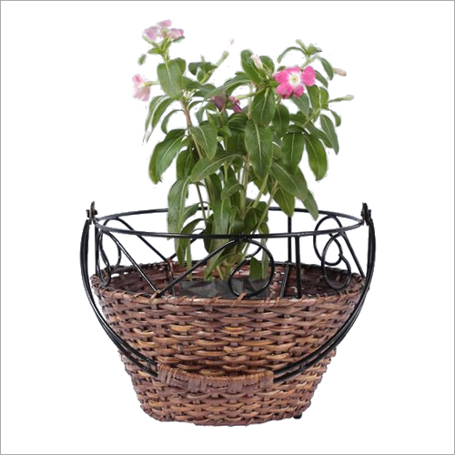 ROUND HANGING PLANTER