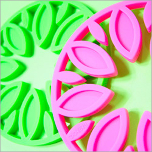 Silicone t Holder