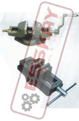 Self Centering Vice