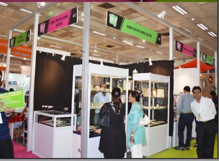 Media Expo - Aluminum & Fabric, Variable Dimensions | Modular Design, Easy Setup, LED Lighting, Customizable Display