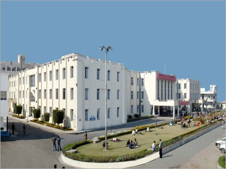 Shri Ram Murti Smarak Institute of Medical Science