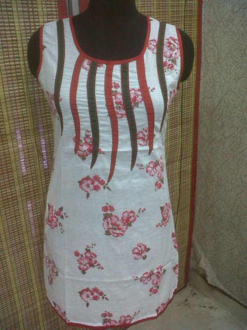 Tunics - Cotton, Medium, 28 Inches, White | Stylish Design, Comfortable Fit, Breathable Fabric, Floral Pattern, Sleeveless, Round Neck