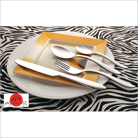 Diana Cup Roll Cutlery