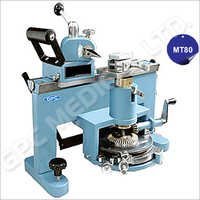 Sliding Microtome - Sturdy Built With Streamlined Body, 27cm Sliding Track Length, Section Cuts From 1-50 Microns In 1 Micron Steps, Adjustable Knife Holder For Varying Sectioning Angles, Supplied With Razor, Honing Stone, And Three Object Holders In Wooden Case