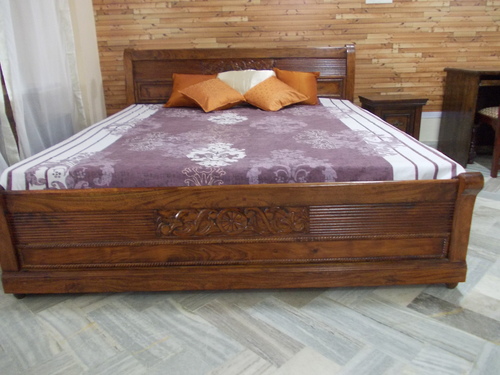 Wooden Wheel Bed 1