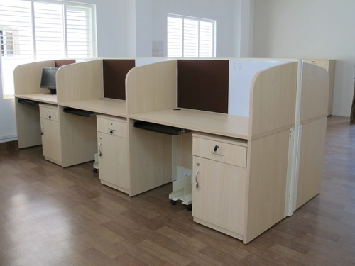PLB wooden workstation