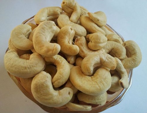 Cashew Nut Kernel White Whole W180