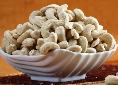 Cashew Nut Kernel White Whole W450
