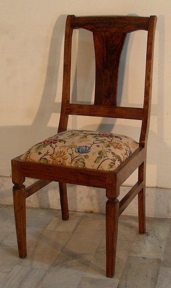 Upholsterd Dining Chair