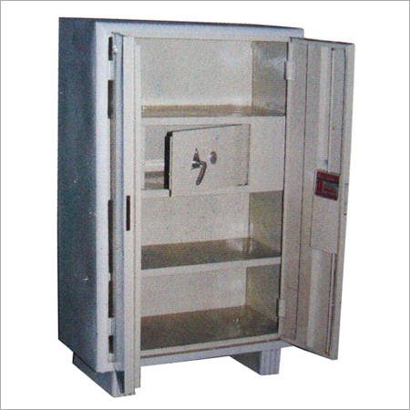 Heavy Duty Steel Almirah