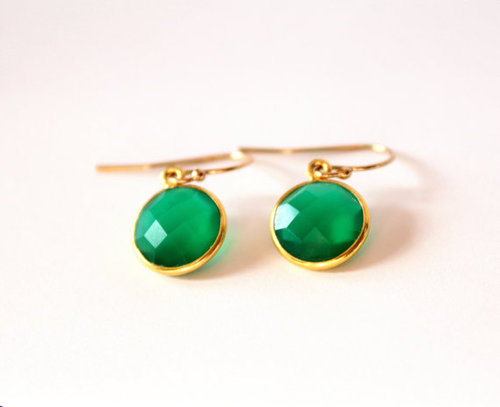 925 sterling Silver Bezel Set Green Onyx Gemstone Tanglin Earring-Gold Vermeil
