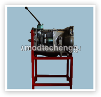 CUT SECTION MODEL OF GEAR BOX WITH DIFFERENTIAL