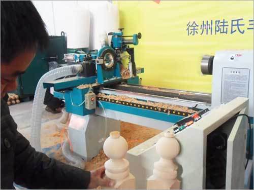 Automatic Wood Turning Machine