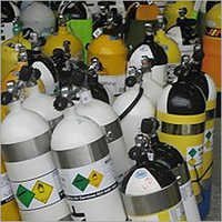 Zero Air Gas - High Pressure Steel Cylinders, Yellow Color, Standard Valve Type | Environmentally Friendly, Safe & Pure, Effective Refrigerant For Domestic And Automotive Air Conditioning