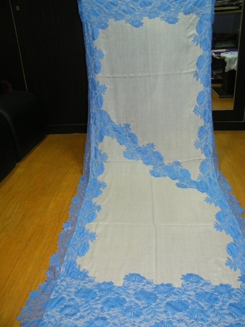 Cashmere White Stole With Blue French Lace