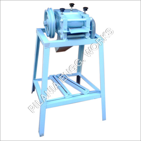 Plastic Dana Cutter Machine