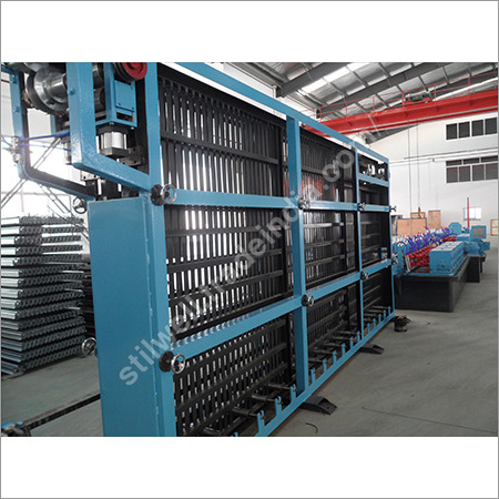 Round Downpipe Machine
