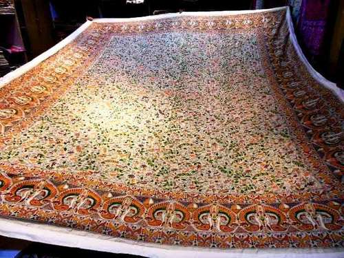 Kantha work bed cover with 2 cushions