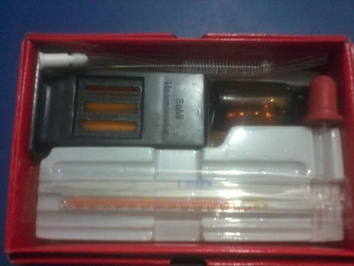 Haemometer - Glass and Plastic 10x5x3 cm Red | Factory Calibrated Accurate Readings Durable Materials Portable Design Easy to Use