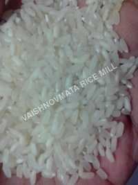 Swarna Raw Rice Broken (%): 5