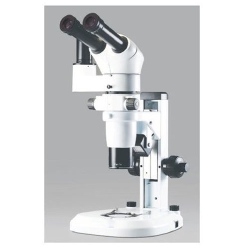 Trinocular Parallel Zoom Microscopes Application: Laboratory