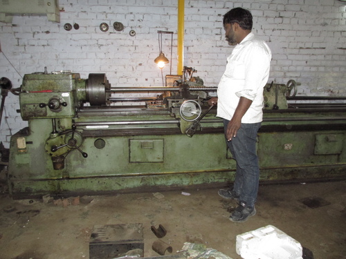 SCREW CUTTING ON WMW GERMAN MACHINE
