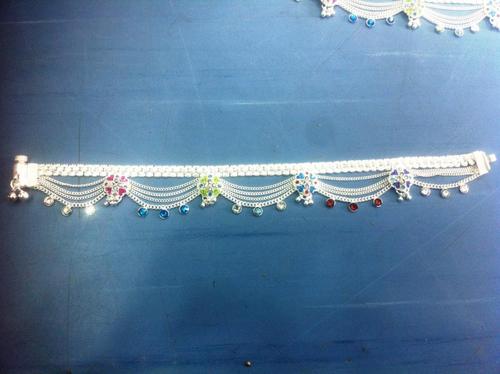 Designer silver cotted payal
