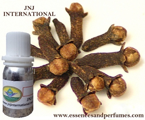 Clove Bud Essential Oil