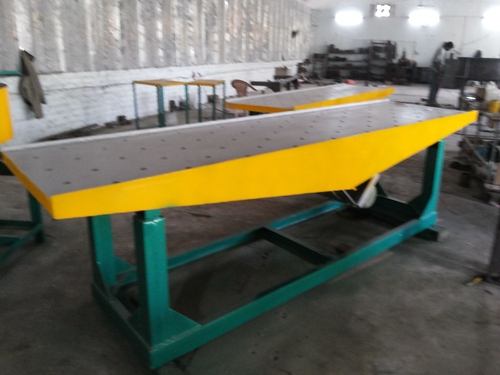 Vibratory Compaction Tables