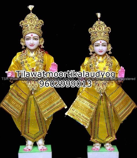 Swami narayan statue