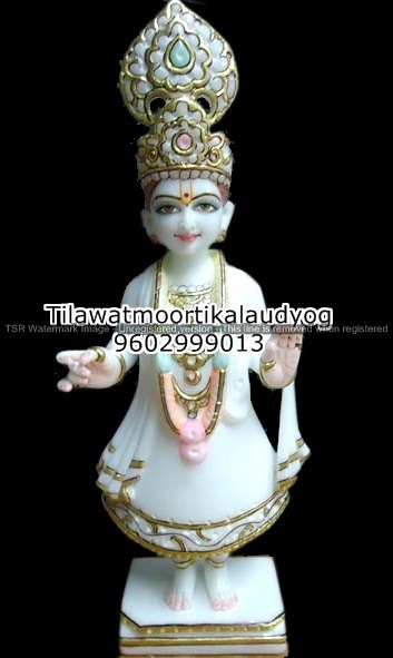 swami narayan statue