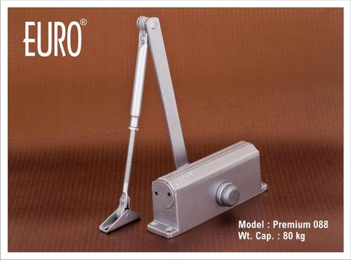 Door closer