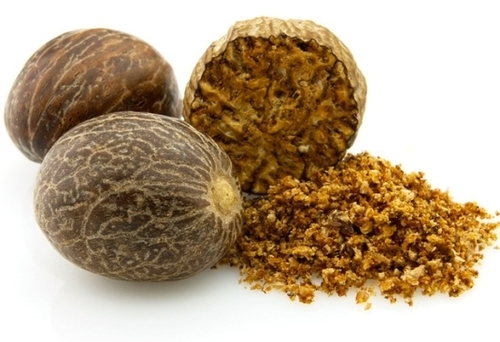 Jaiphal(Nutmeg)