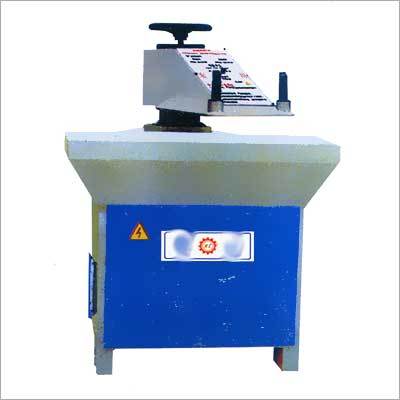 Travelling Head Clicker