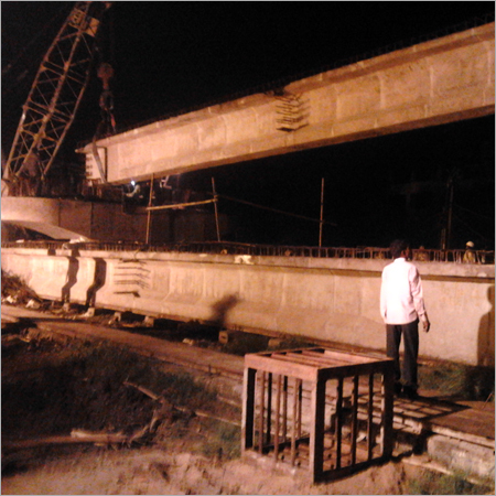 Hydraulic Mobile Cranes Renting