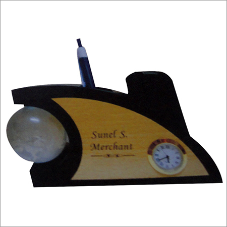 Wooden Designer Clock Stands