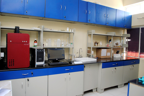 Biochemistry Lab Table
