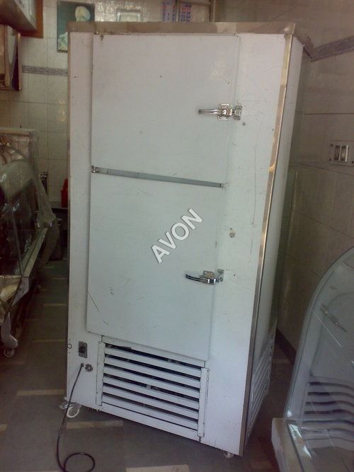 Vertical Deep Freezer 300L