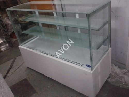 Pastry cooler cuboid(2+1) Frost free with corian